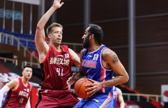 今晨突围战来临,北京首钢围绕中超更衣室发声,更衣室稳定,细节决定成败的简单介绍 今晨突围战来临,北京首钢围绕中超更衣室发声,更衣室稳定,细节决定成败的简单介绍