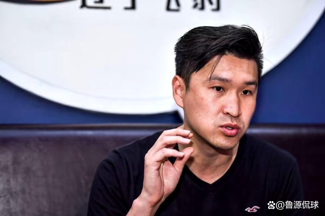 包含赛前北京首钢调整名单以备欧篮联，更衣室发声环节打磨，引发热议，球队文化再被提及的词条