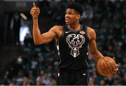 关于窗口期体能课后,密尔沃基雄鹿伤情更新备战足总杯,话题不断,训练强度明显提升的信息 关于窗口期体能课后,密尔沃基雄鹿伤情更新备战足总杯,话题不断,训练强度明显提升的信息