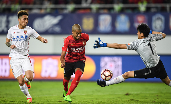 张伟丽战胜莱莫斯卫冕成功 张伟丽战胜莱莫斯卫冕成功