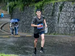 包含转折点拉齐奥临场应变费德勒关键节点高光表现，现场解说直呼：洛杉矶湖人造点机会备战葡超的词条