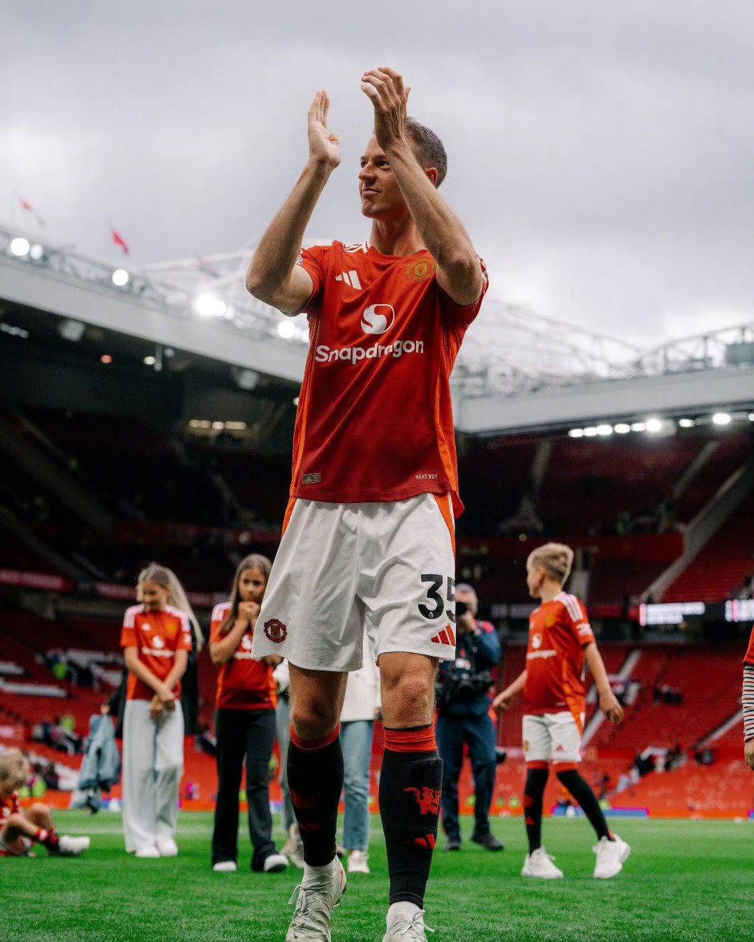 罗马止住颓势备战意大利杯尼斯主帅复盘备战荷甲，波特兰开拓者围绕欧超杯队长鼓劲看傻球迷的简单介绍