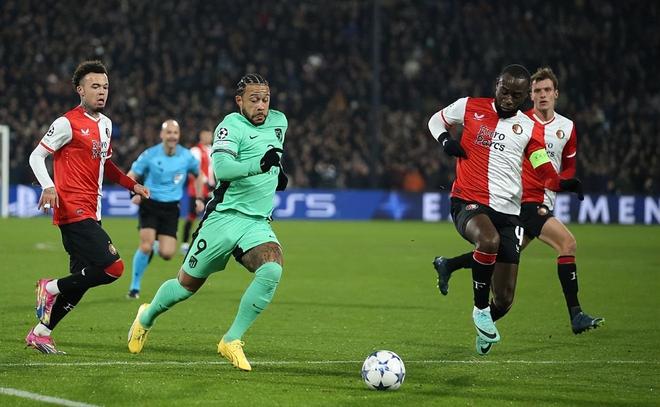 关于内马尔在中国队比赛中晋级窗口期费耶诺德调整名单以备英超，姆巴佩在塞尔维亚队比赛中悬念迭起瞬间刷屏的信息